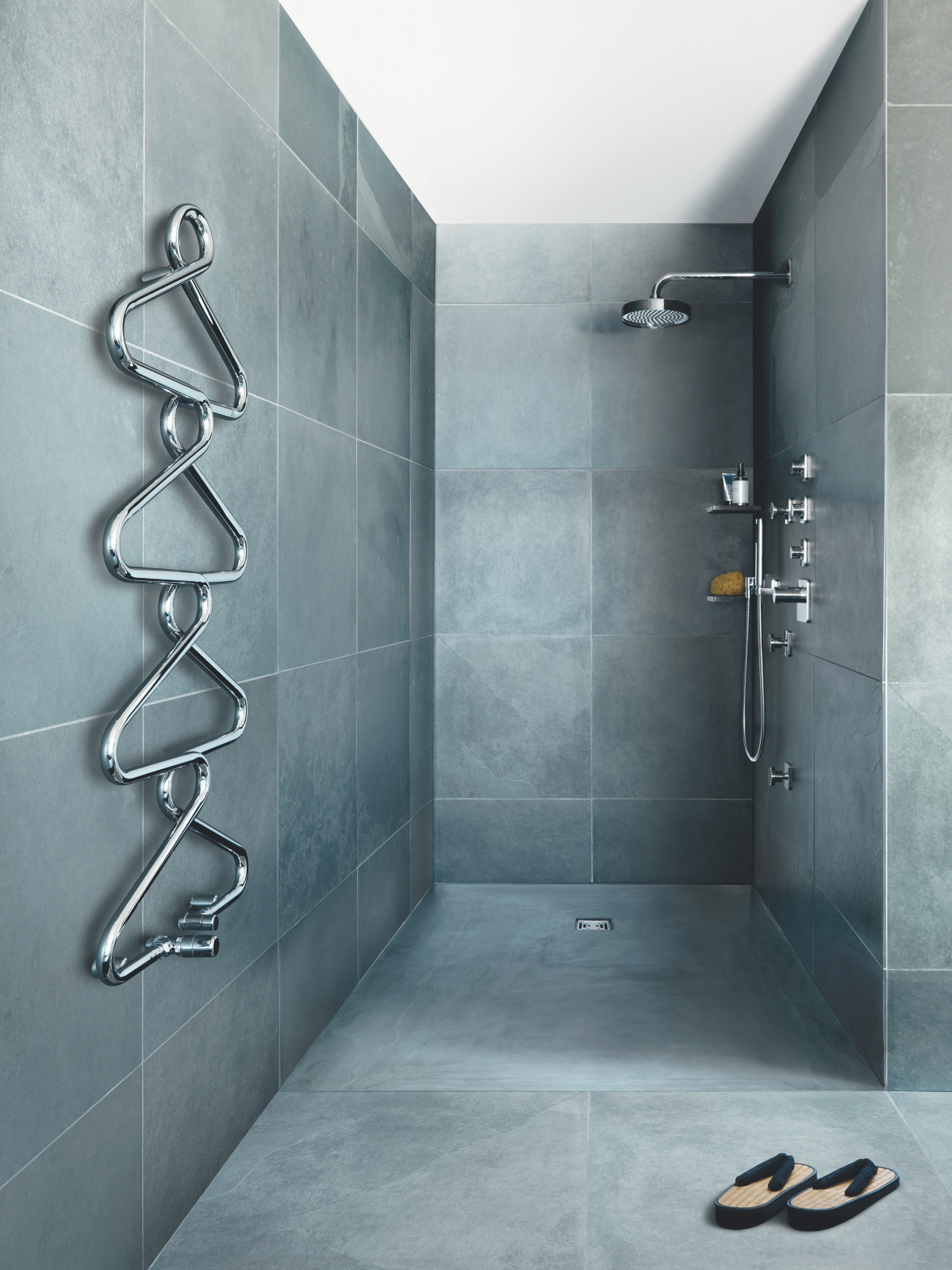 Runtal_RAD_Archibald-HY_bathroom Rendering Zehnder Archibald Decorative radiator Side view
