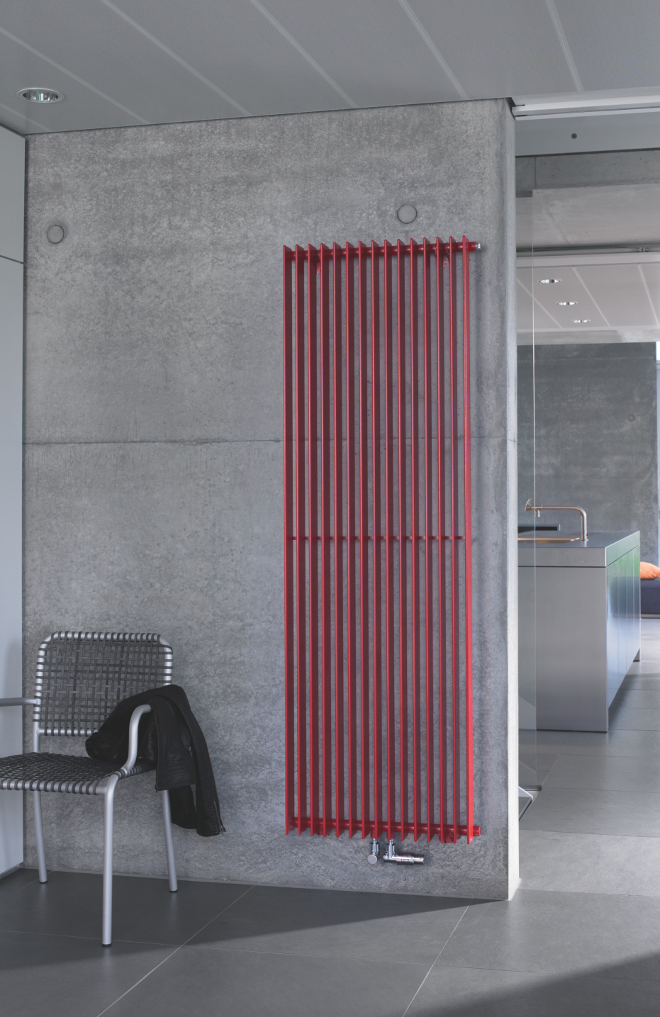 Zehnder_RAD_Excelsior-HY_dining room Rendering Zehnder Excelsior Decorative radiator Side view