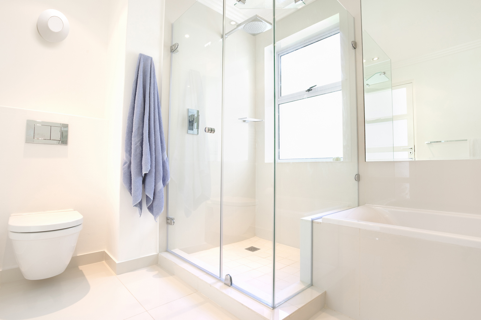 Zehnder_CSY_ZCV2_BathroomScene1_UnityCV3_LR